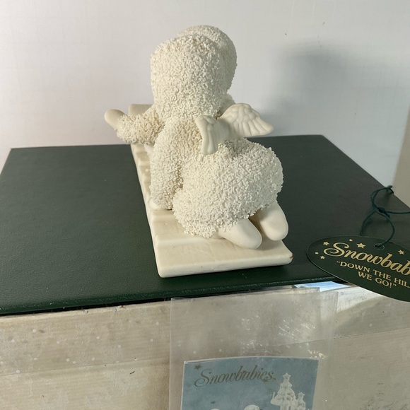 Department 56 Snowbabies sledding, Down the Hill We Go - Picture 7 of 16